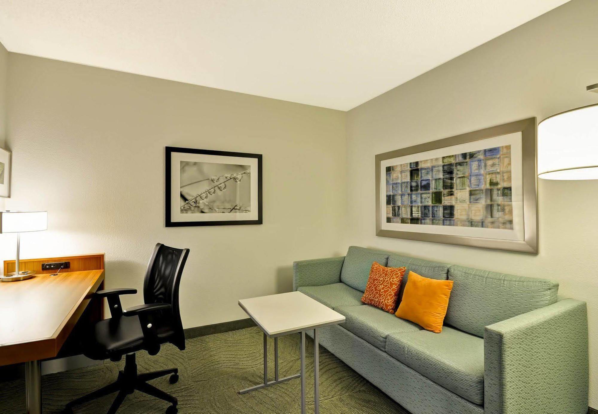Springhill Suites Lexington Near The University Of Kentucky Exterior foto