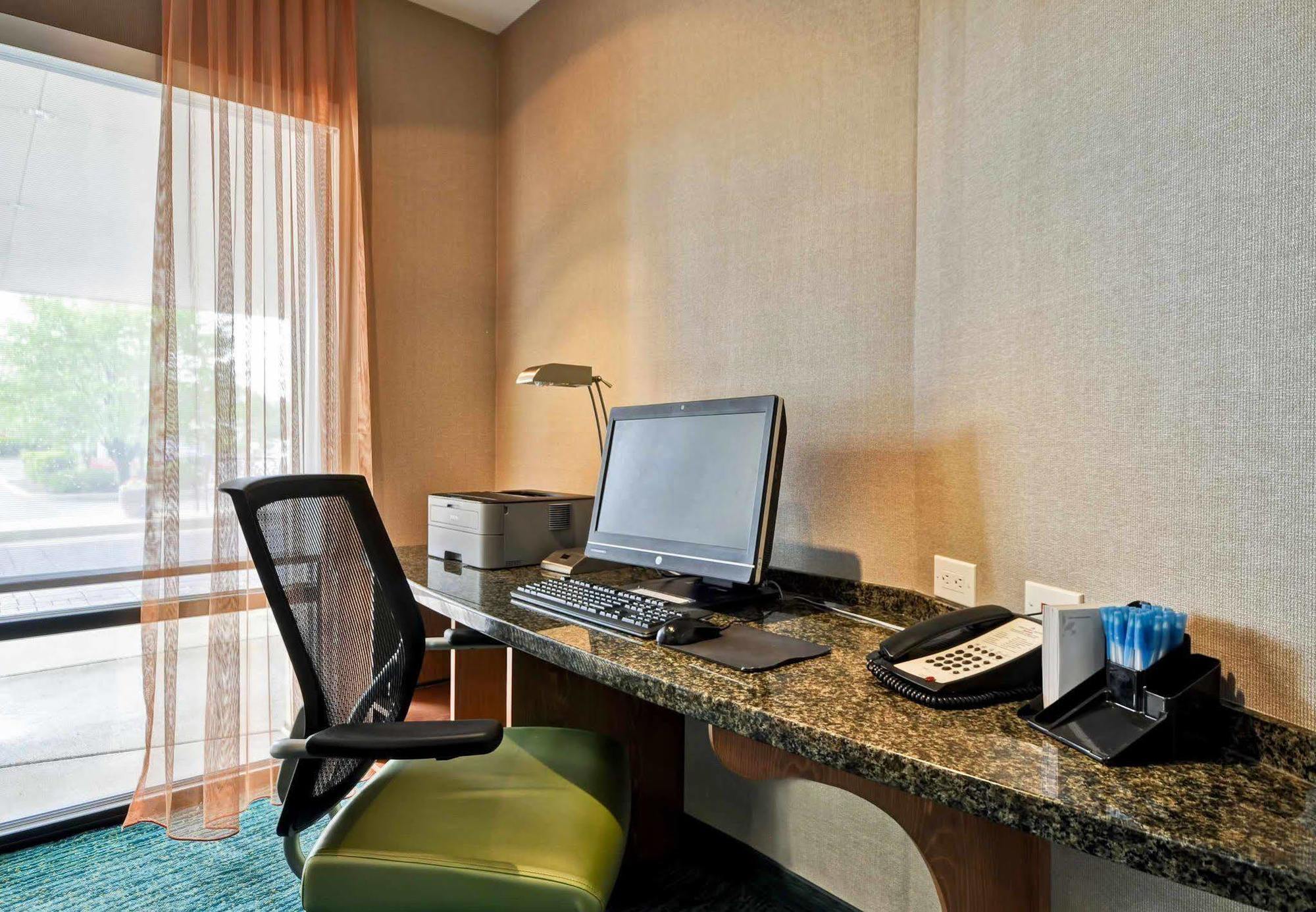 Springhill Suites Lexington Near The University Of Kentucky Exterior foto